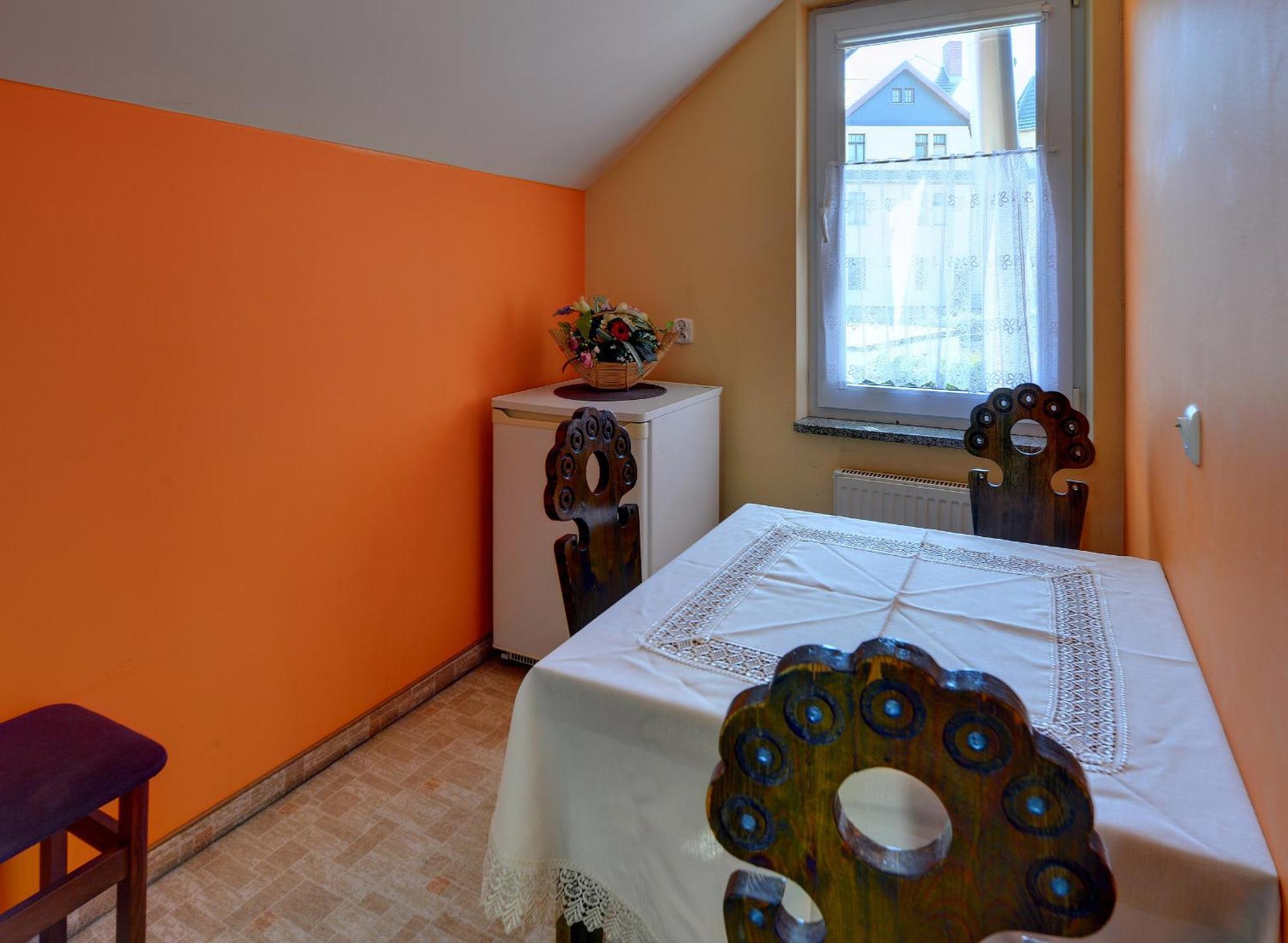 Apartamenty I Pokoje Karpacz - Centrum Karpacza, Parking W Cenie! Habitación foto